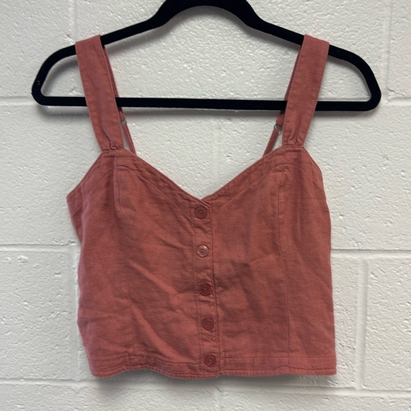 Abercrombie & Fitch medium sleeveless top. - Picture 2 of 7